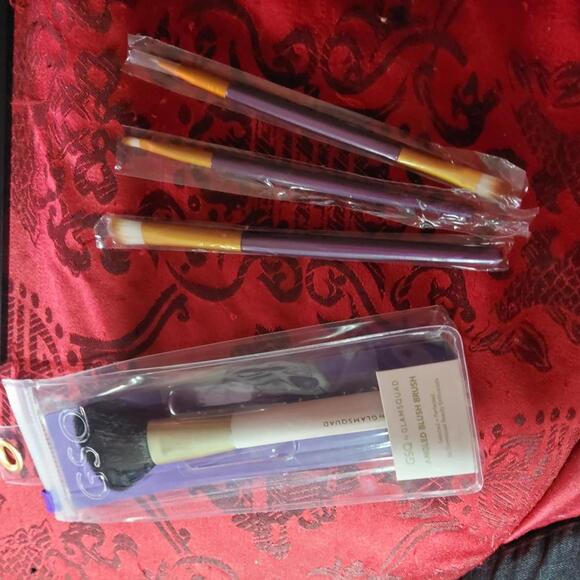 Other - Brushes Blush Eyeshadow